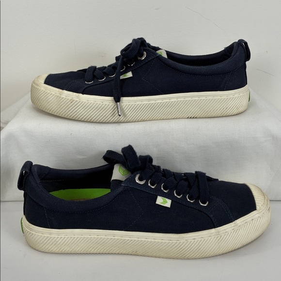 Cariuma Navy Canvas Sneakers Women’s 9.5/Mens 8 Cream Soles Sustainable Unisex - Picture 6 of 9